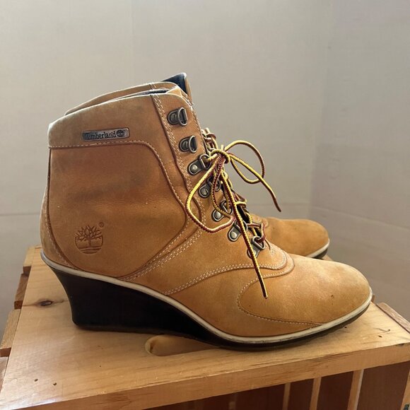 Timberland Size 8.5 M Tan Leather Lace-Up Wedge Heel Ankle Bootie Boots Shoes - Picture 4 of 16